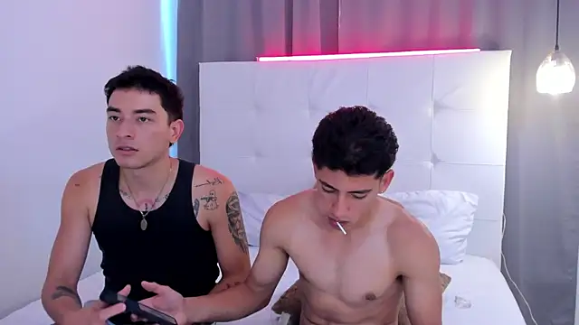 Вебкам-шоу Alejo-and-Thiago