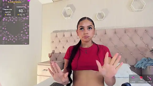 CarolineFyre Cameră chat live