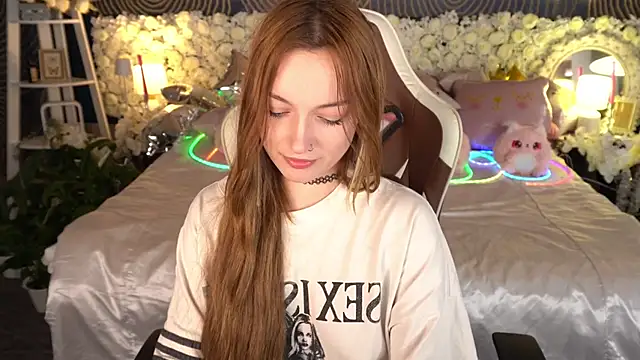 LizzaMoonn 即時 XXX 聊天