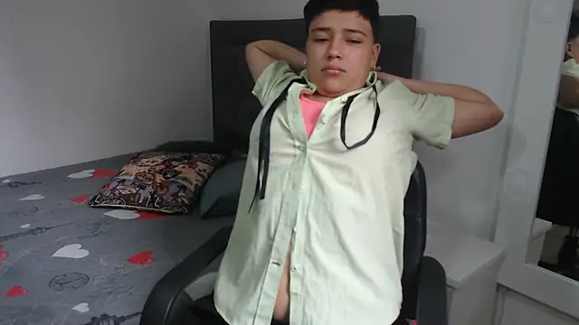 XXX chat uživo modela BlakeTaylor21
