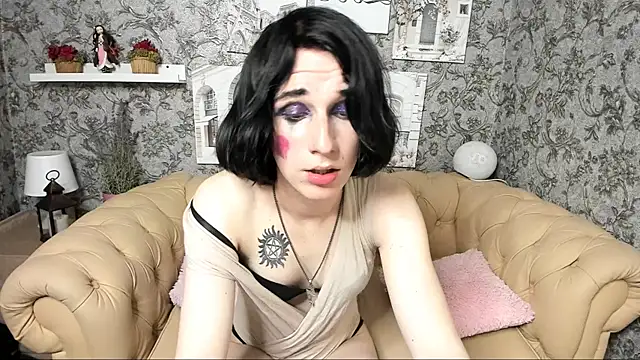 Micke_Dio: онлайн-секс-чат