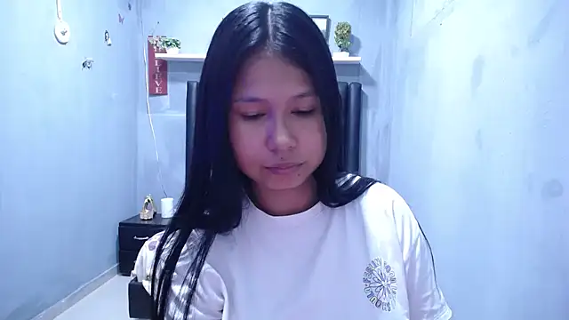 Sala de chat ao vivo de Letty_Plugxo