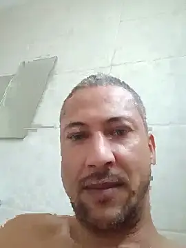 Arrombador20 Webcamshow