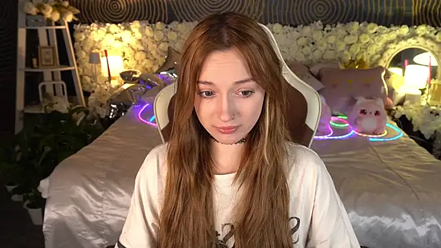 LizzaMoonn's Live XXX Chat