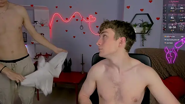 Онлайн чат XXX john_lik