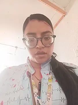 SOFI__10 – Naživo XXX chat