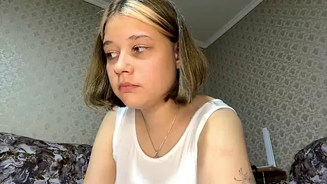 HildeConery's Live XXX Chat