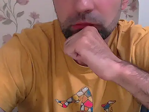 Leo_1617 Chat XXX live