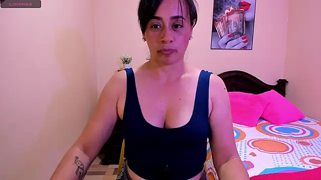 sara_florez12のライブXXXチャット