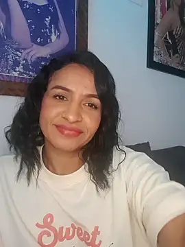 mell0102 Show in webcam