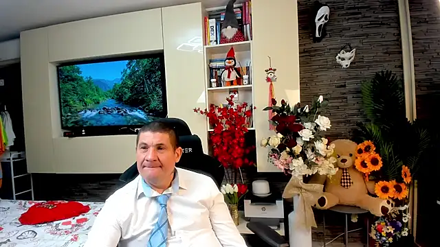 SpartacusDaddy48 在線直播表演