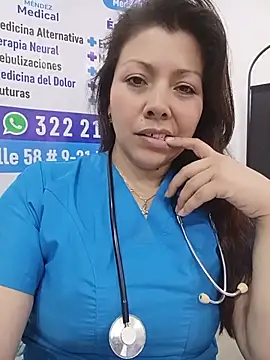 SARA_21- Cameră chat live