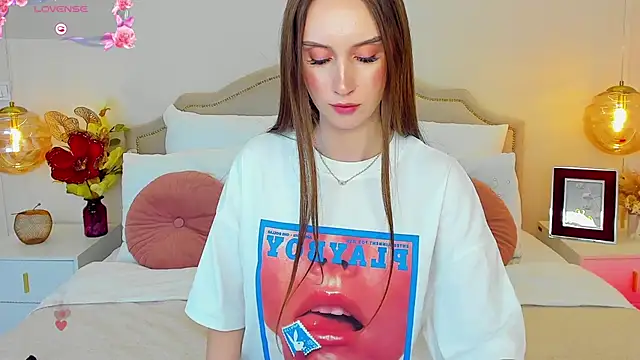 Show modela ToriSonn na web-kameri