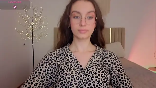 Real_cutie1's Live XXX Chat