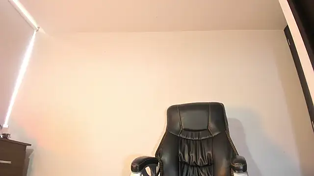 ValerieInk Chat XXX in diretta