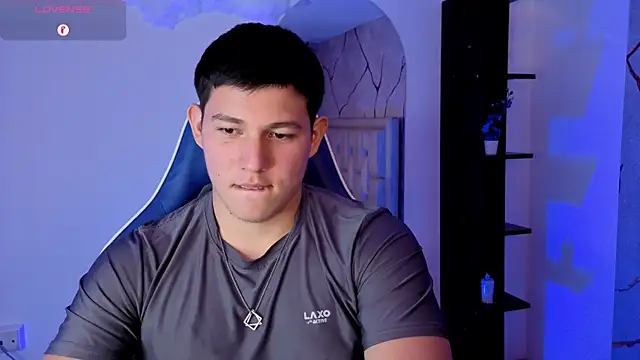JamesCr_ Show Webcam