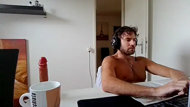 alpha-hunk webkamerás műsora