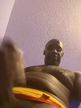 Bulgemaster001 Show in webcam