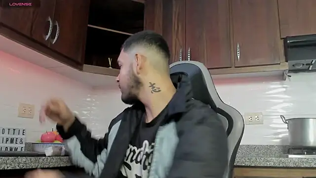 Chat XXX en directo de ander_montoyaa