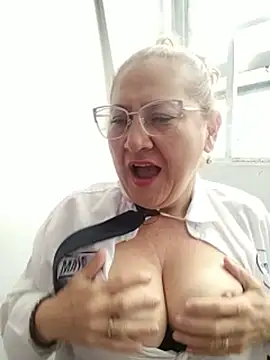 JULIETA_21- – Naživo XXX chat