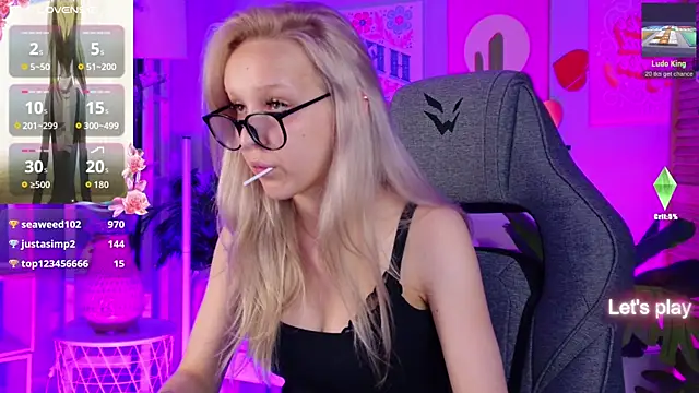 MaoqiBeverly's Live XXX Chat