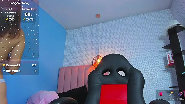 KAROLAGREY live XXX chat