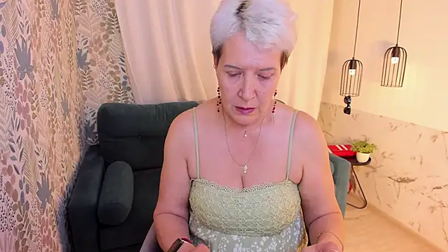 Chatroom XXX en direct de KathySunn