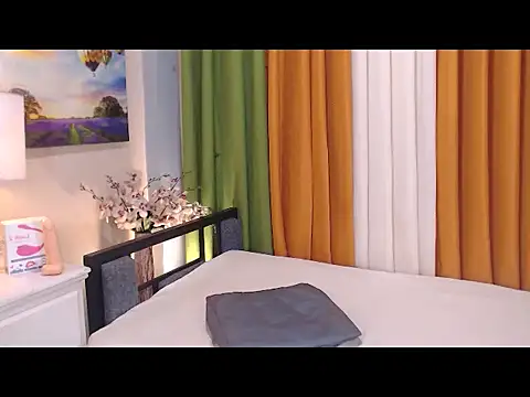 MelissaHardSexTS 网络视讯表演