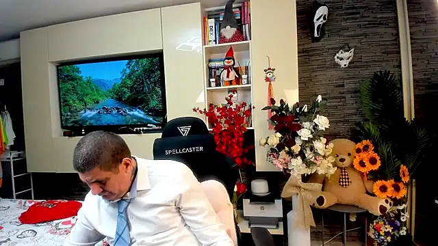 SpartacusDaddy48 Live XXX-Chat