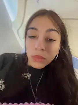 Jennyvignaduzzo Chat XXX in diretta