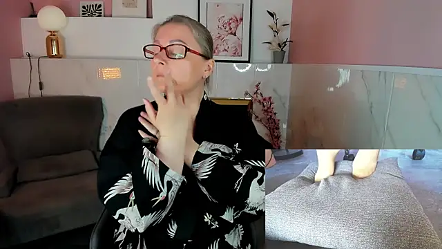 Alexandra_KindのライブXXXチャット