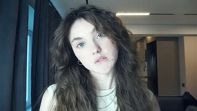 VickiPraml live XXX chat