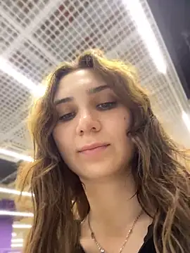 Chat +18 de QuitieLia ao vivo