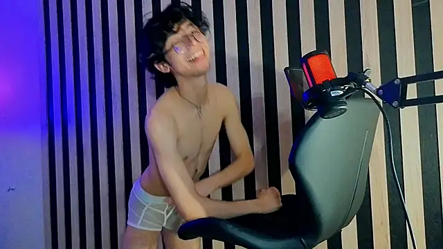 Chatroom XXX en direct de Twink_Sebas7