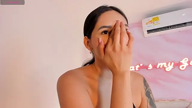 Adalyn_Cute élő XXX-chatje