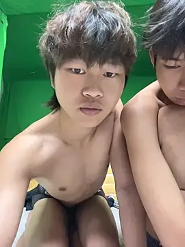 -OvO- 在線直播表演