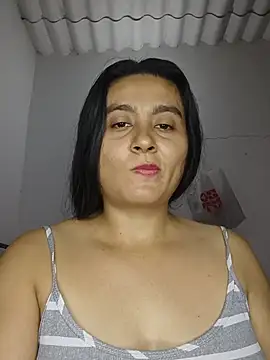 Chat +18 de Pussy-Hairy-Horny ao vivo