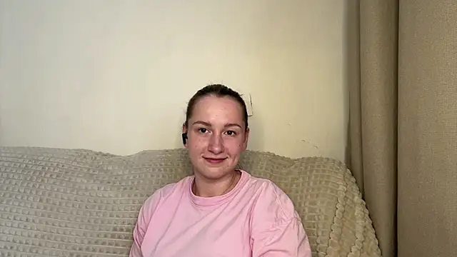 Chat +18 de RhondaBessler ao vivo