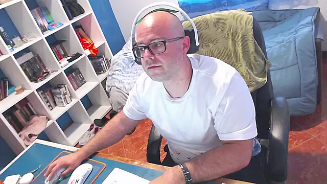 Show de ravingr4d4 na webcam