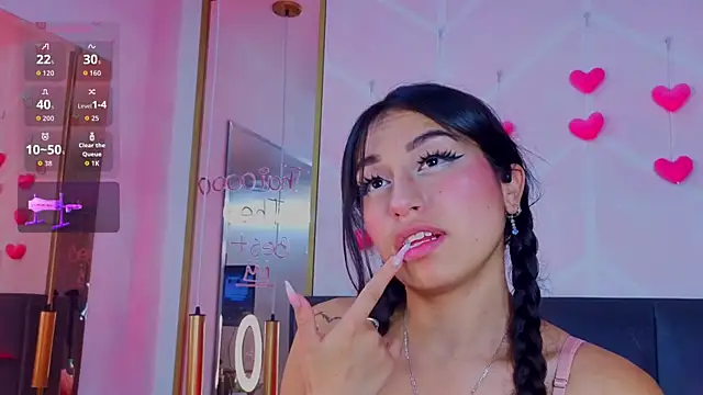 MadyJacksonのライブXXXチャット