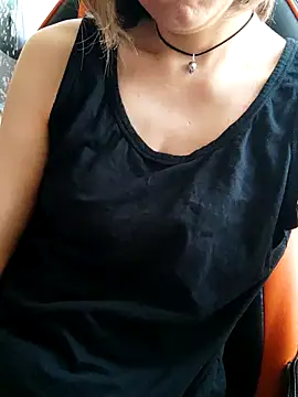 Aashikalaa's Live XXX Chat