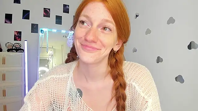 Aliceginger99 Live XXX-chat