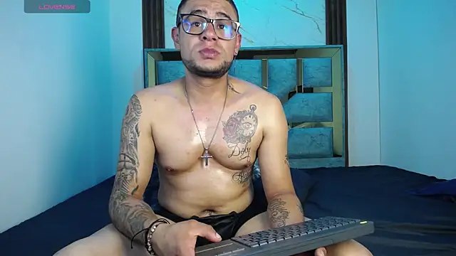 Chat XXX en directo de Nickk_21_