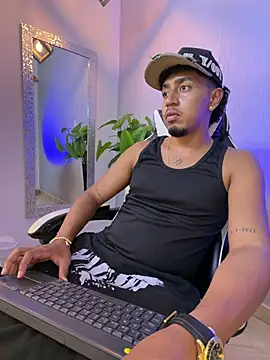 Brand_Collins' Webcam Show