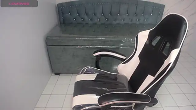 elizabeth_t_'s Live XXX Chat
