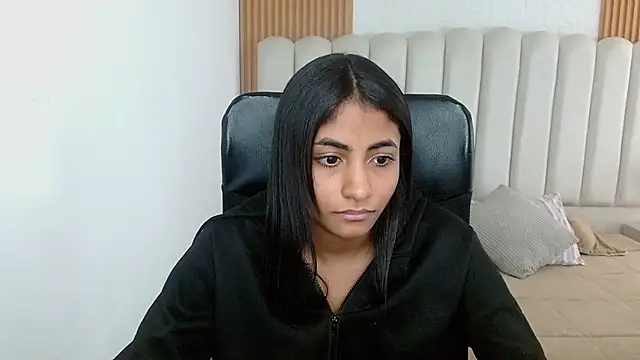 shaneelle লাইভ XXX চ্যাট