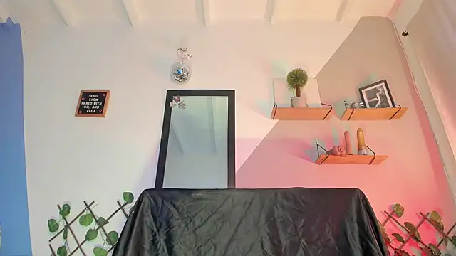Aria_fitness Webcam-Show
