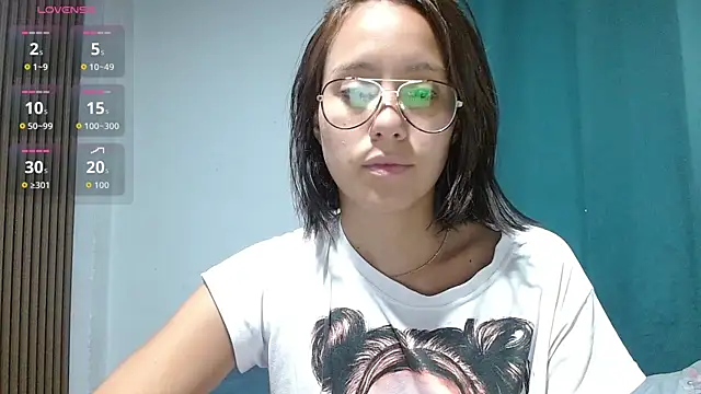Chat XXX en directo de LunaaMorena