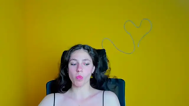 KissMeJulia's Live XXX Chat