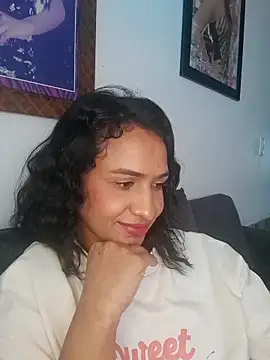 mell0102 Live XXX Chat